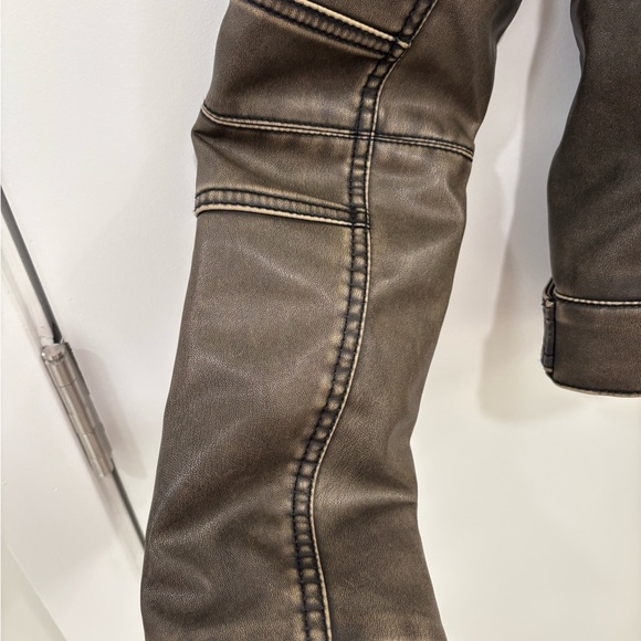 Stradivarius Vintage Style Vegan Leather Moto Jacket Size XS - Picture 7 of 12